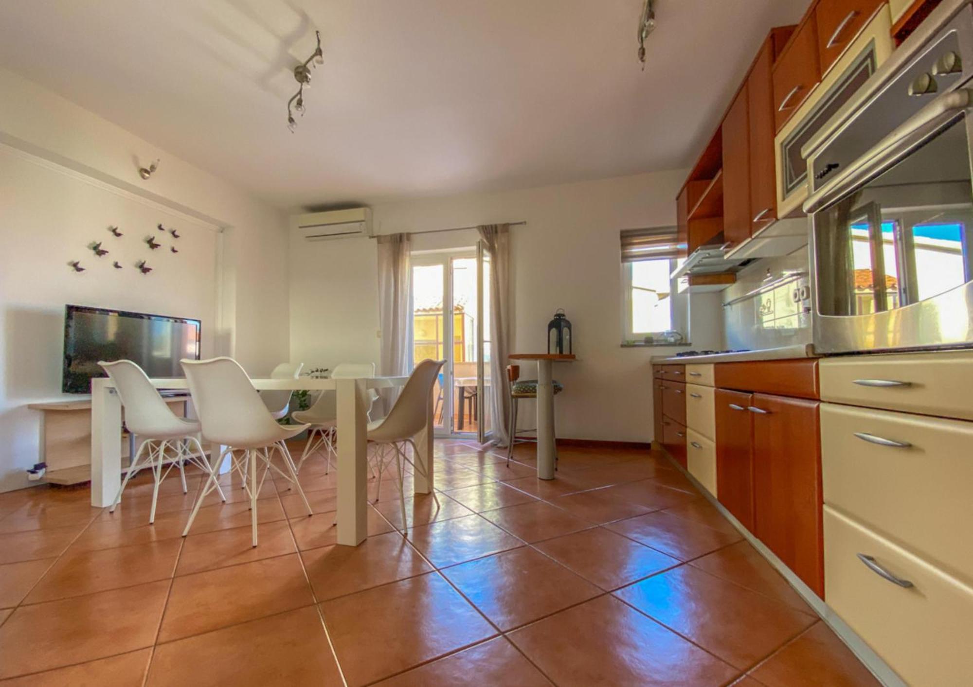 Apartments Malvina ロヴィニ エクステリア 写真